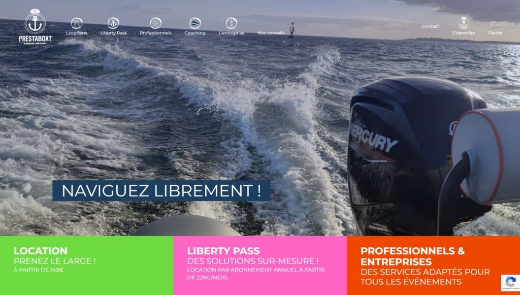 Bateau à moteur Mercury en mer. prestaboat